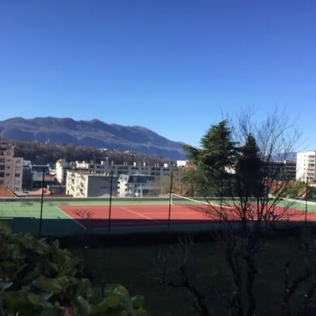 Apartment T1 Moderne Et Lumineux Avec Terrasse Et Parking ! - Fr-1-555-70 Aix-les-Bains