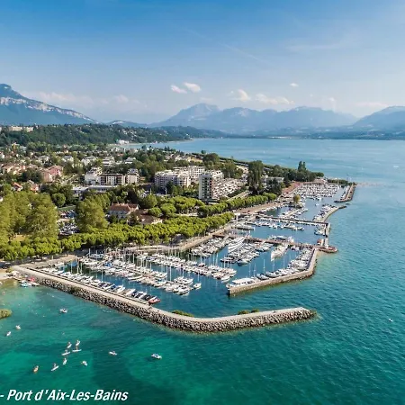 T1 Moderne Et Lumineux Avec Terrasse Et Parking ! - Fr-1-555-70 Aix-les-Bains